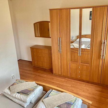 Pension Hofberg Етршиховице Экстерьер фото