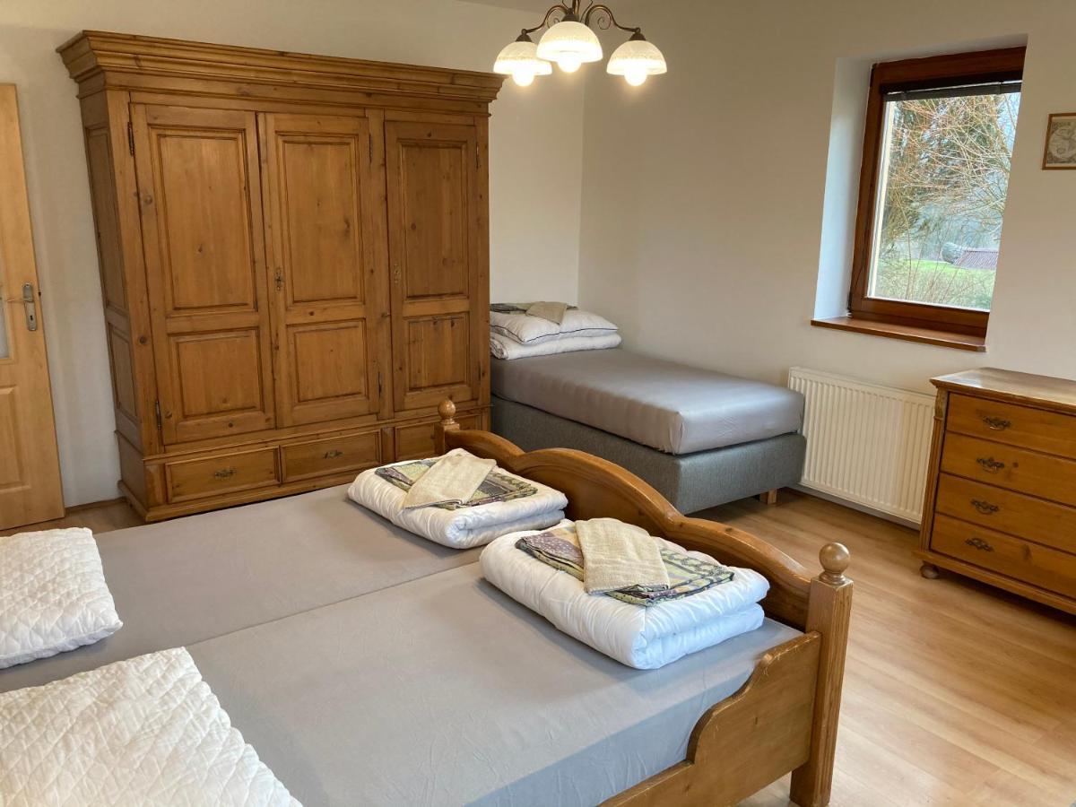 Pension Hofberg Етршиховице Экстерьер фото