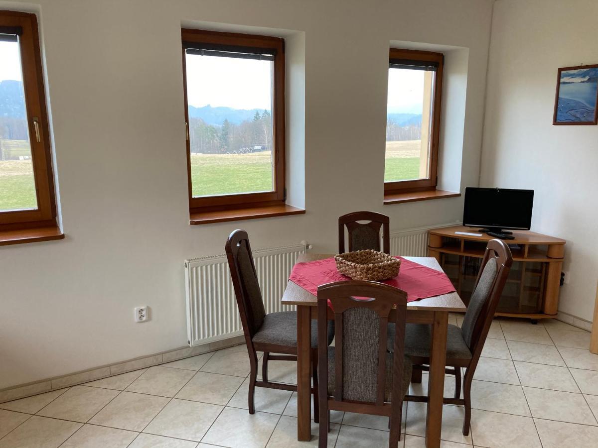 Pension Hofberg Етршиховице Экстерьер фото