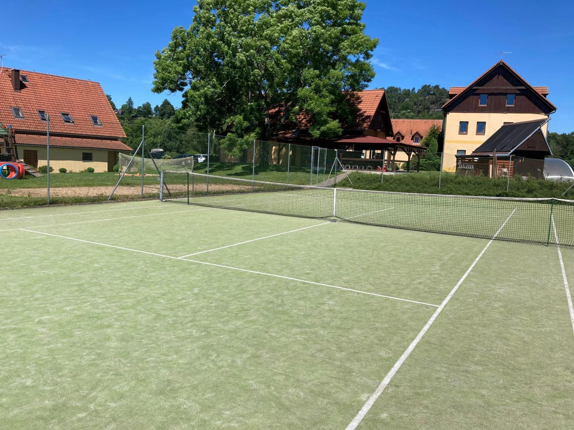 Pension Hofberg Етршиховице Экстерьер фото