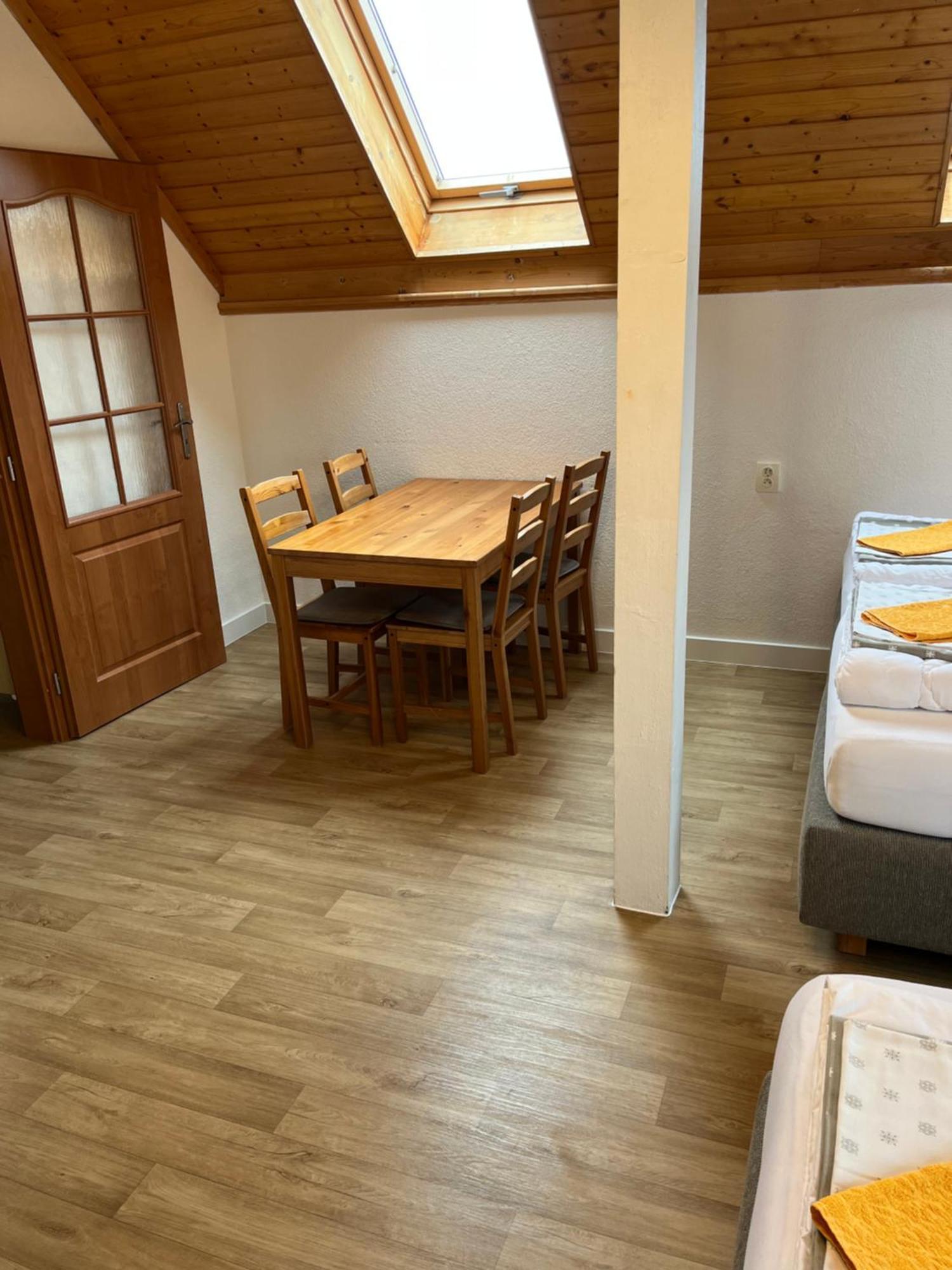 Pension Hofberg Етршиховице Экстерьер фото